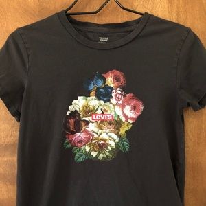 Levi’s floral t-shirt